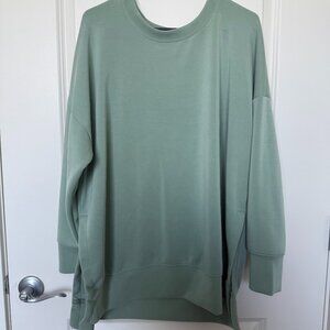 Arula by Altar’d State Sage Green Oversized Sweatshirt – Size B